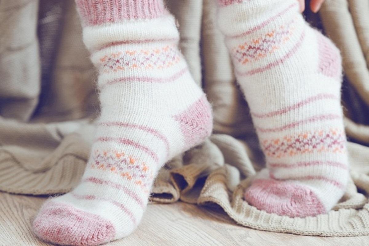 Шерстяные носки очень эффективно сохраняют тепло